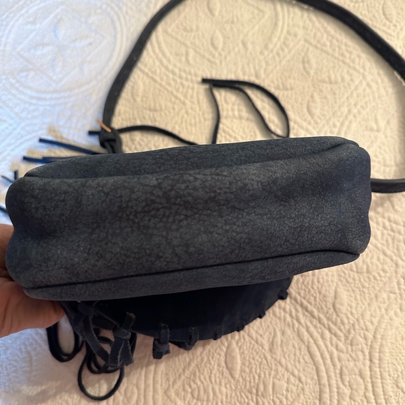 Free People Suede Blue Fringe Handbag Crossbody NWOT - Picture 6 of 10